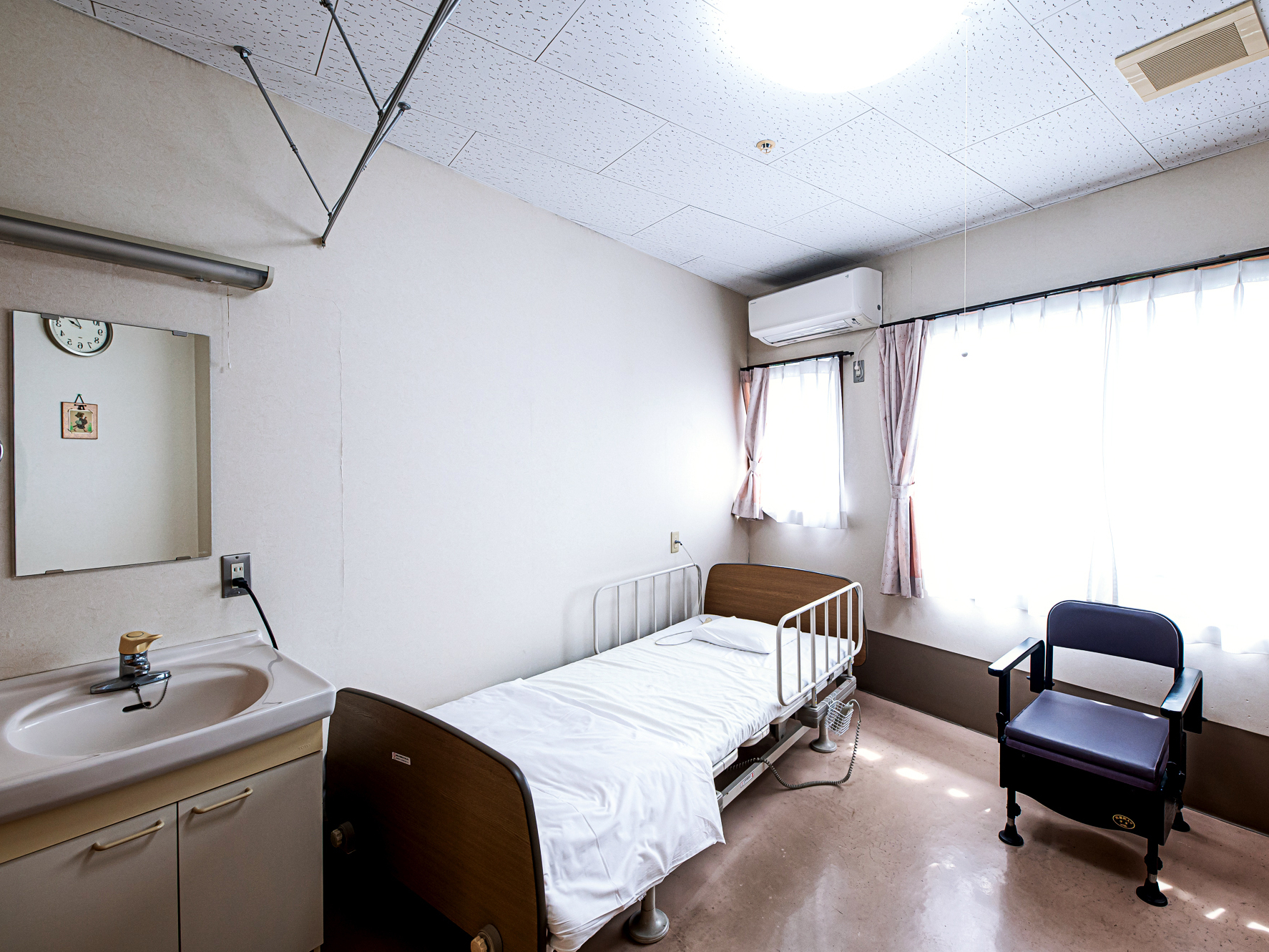 各部屋個室でのんびりくつろげます